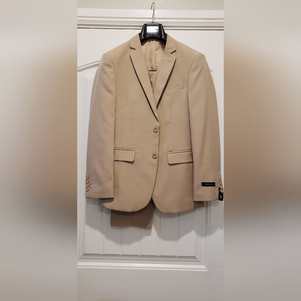 Braveman 34s 3pc Slim khaki suit